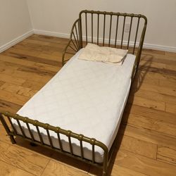 Little Seeds Toddler Bed And Mattress