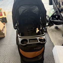Chicco bravo Primo Stroller And Base 