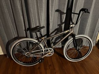 Free Agent Ambush  24” BMX Cruiser / Racer Bike SUPER NICE