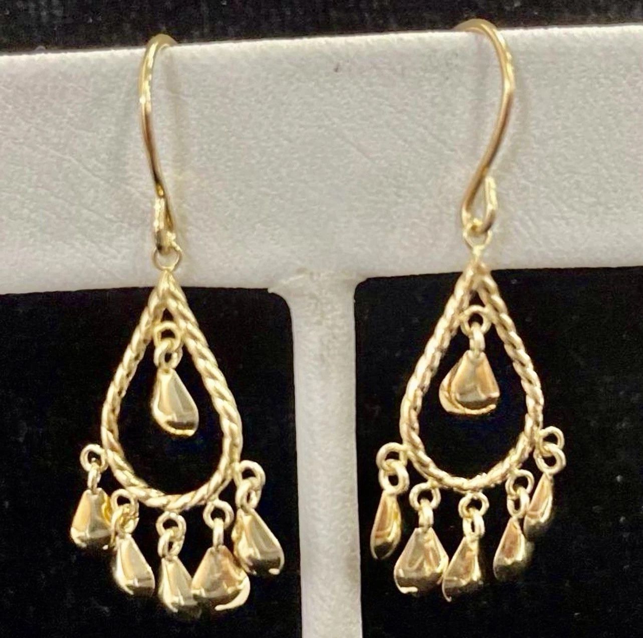 FREE SHIPPING! 14k Yellow Gold Dangle Teardrops Chandelier Earrings