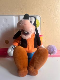 Disneyland Walt Disney World Goofy Plush