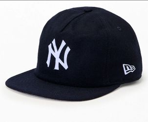 New York Yankees SnapBack Navy Blue Hat