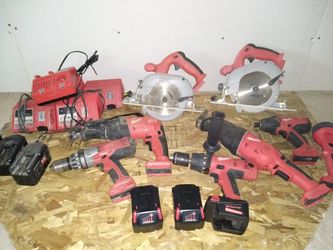 8 tool Milwaukee Set 18v $200