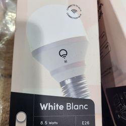 Smart bulb