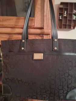 CK totes signature bag, like new lightweight