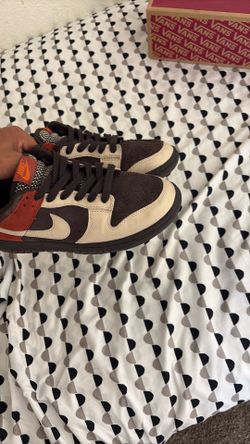 red panda nike dunks