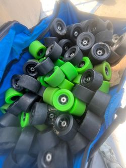 Skateboard wheels