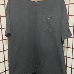 Nike Sportswear Essentials Pocket T-Shirt