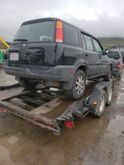 Honda crv 99 for parts