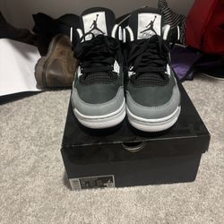 Jordan 4