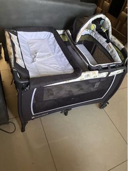 Baby trend Playpen