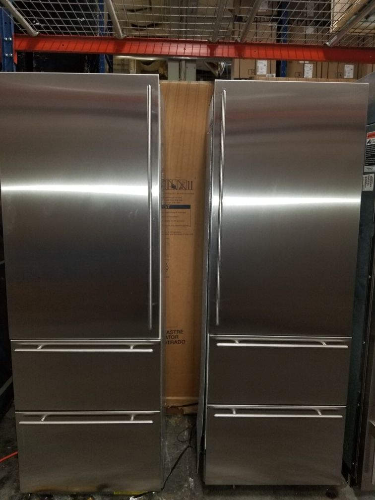 SubZero DOUBLE 700TC 54Inch Builtin REFRIGERATOR FREEZER for Sale in Los Angeles, CA OfferUp