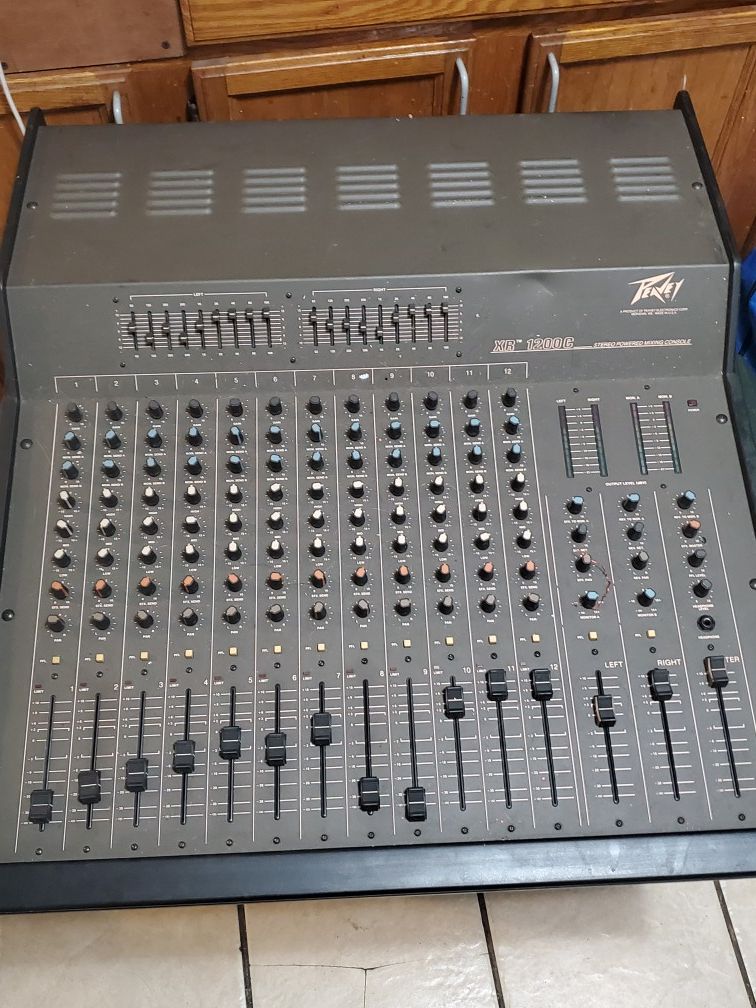 Huge Peavey mixer