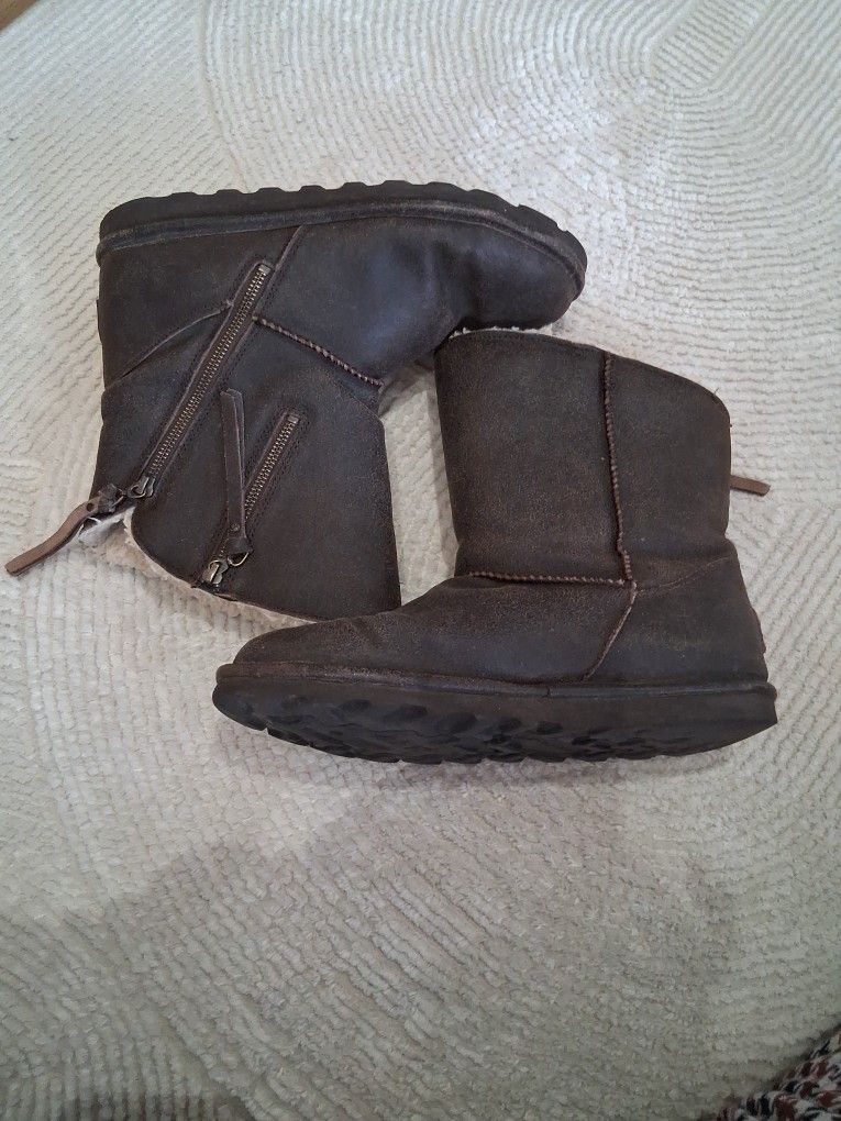 Bearpaw Women's Size 11