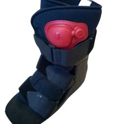 ProCare XcelTrax Air Ankle Walker Brace/Walking Boot, Medium 