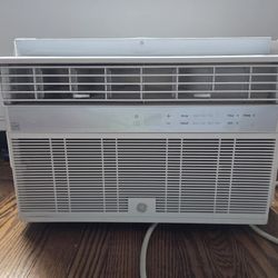GE Window AC Unit (used, good condition) 8000 BTU