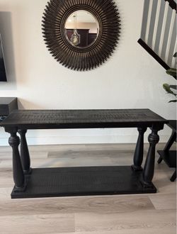 Home Decor/ Furniture