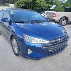 2019 Hyundai Elantra