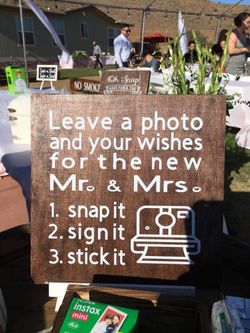 Photo sign