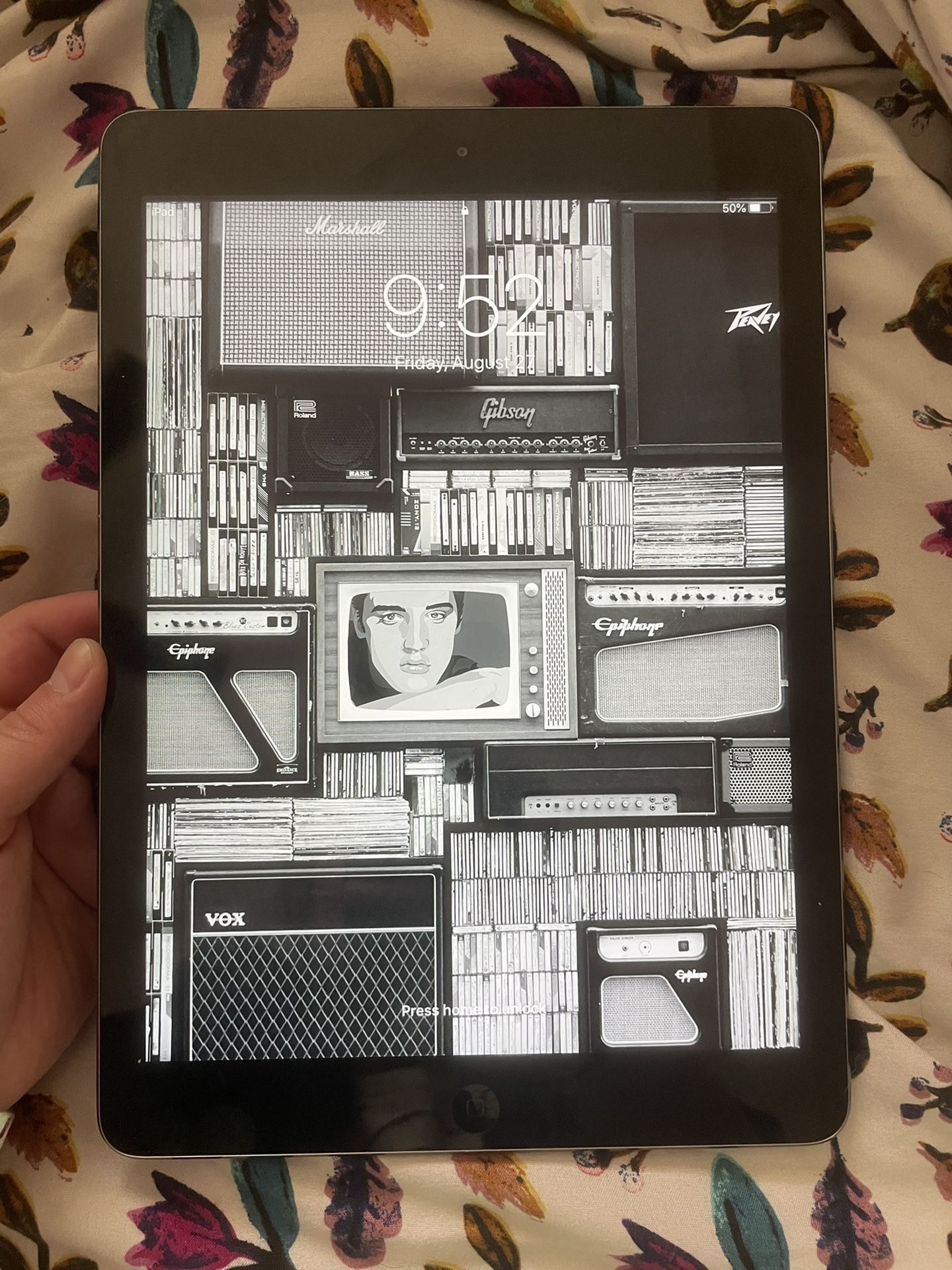 iPad Air With Keyboard 
