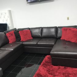 COMFY NEW MONTEREY BROWN SECTIONAL SOFA WITH STORAGE CHAISE ON SALE ONLY $1099. IN STOCK SAME DAY DELIVERY 🚚 EASY FINANCING 