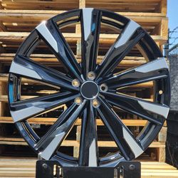 20x7.5 U115 Gloss Black / Machine Face