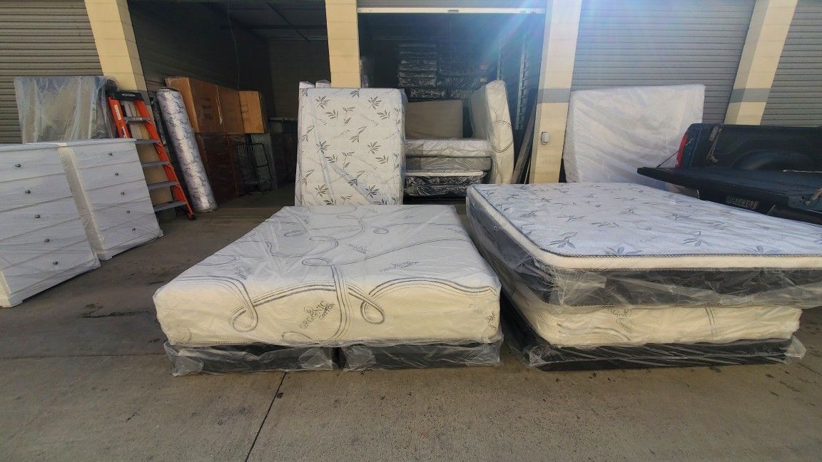 King Mattress Memory Foam 12 Inches High 