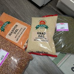 Peanuts, masoor dal, Urad dal and Moong large