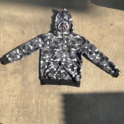 “NEW BAPE ZIPPER HOODIE “
