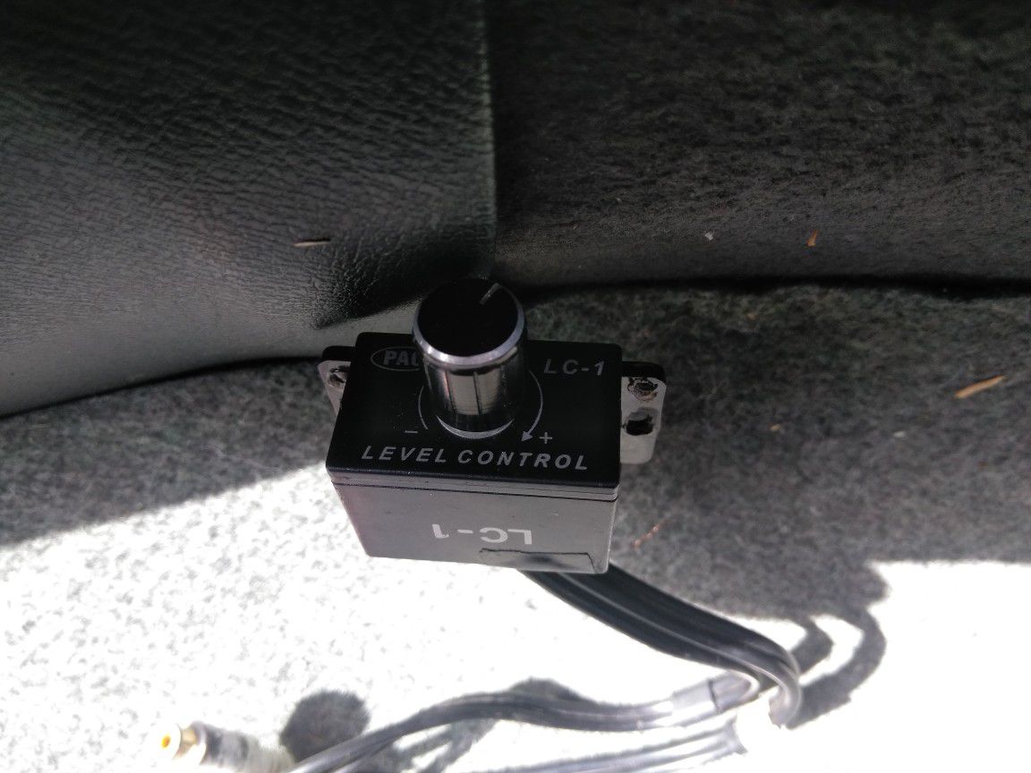 Car audio Bass amp enhancer volume knob