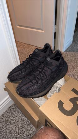 YEEZY 380
