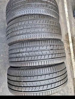 ✅235 60 R 18 Continental tires en buenas condiciones de Vida