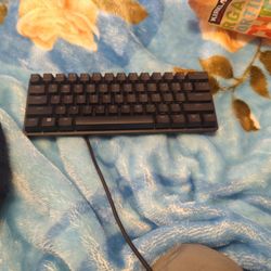 It's A Keyboard Razor Huntsman Mini