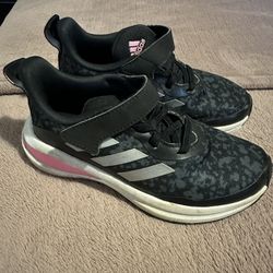 Kids Adidas Size 12