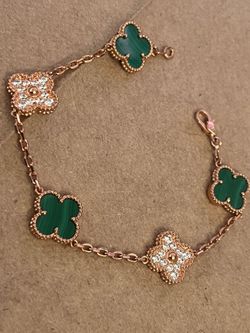 Motif Bracelet