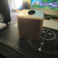 Gold Metal Tissue Box Cover
