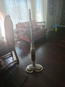 Shark steam spinning mop