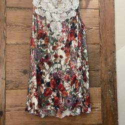 Boutique Floweredy Dress 