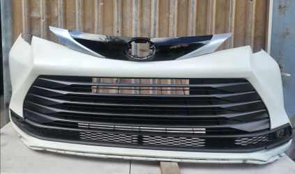 2021-2024 Toyota Sienna Front Bumper Cover OEM