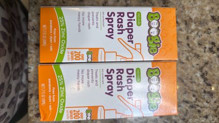 Diaper rash spray