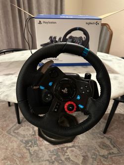 Like New Logitech G29 Driving Force Racing Wheel & Pedals – PS5/PS4/PC
