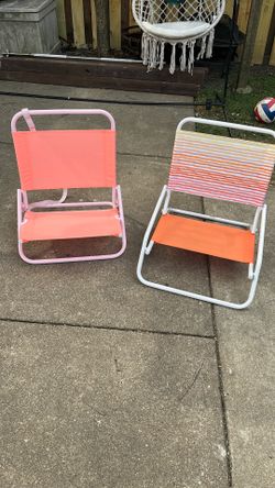 Kids chairs folding,Asking $3 each