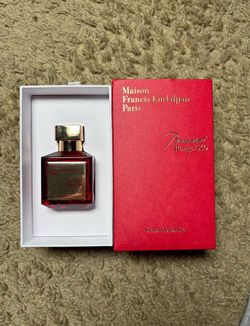 Baccarat Rouge 540 Extrait de Parfum (70ml / 2.4 oz)