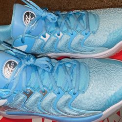 Nike KD 17 Christmas Size 11