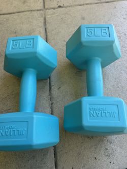 Set of 5lbs dumbbells