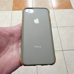 64GB Unlocked iPhone 8 Excellent Condition 
