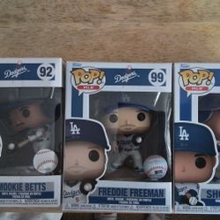 FUNKO POP LA DODGERS X3 $60