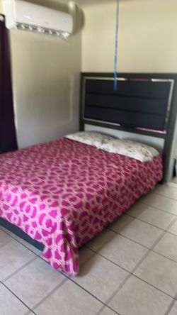 Cama tamaño  Q