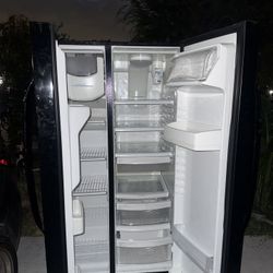 Whirl Pool Fridge/freezer 