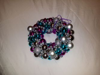 Wreath..birthday or Easter colors.